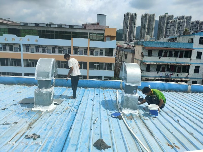 宝丰钢结构屋面涂料维修方法